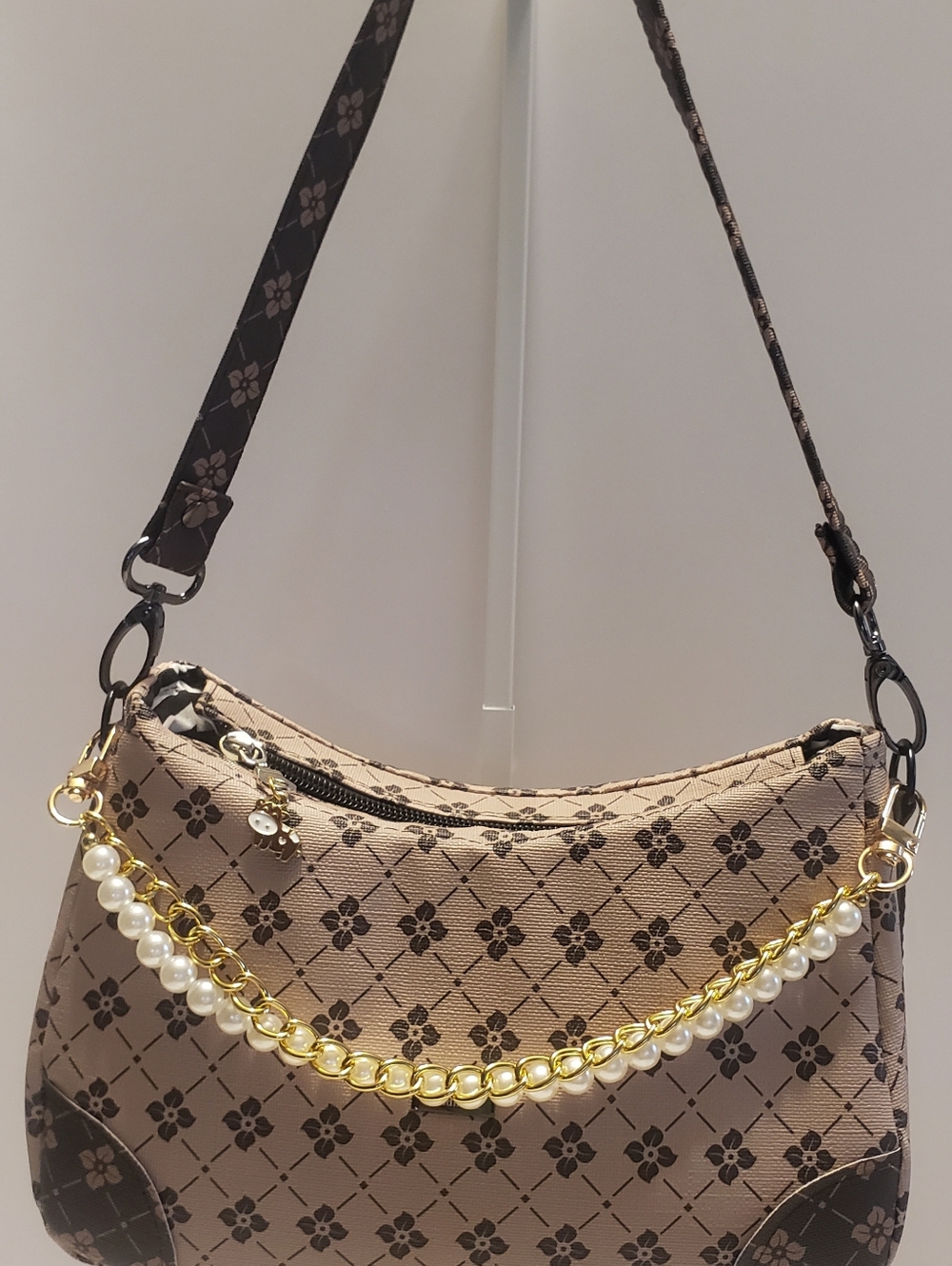 Handmade Beige And Brown Textured Floral Design Mini Shoulder Bag